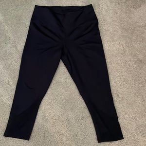 Zella black capris